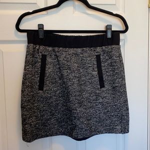 Loft mini skirt